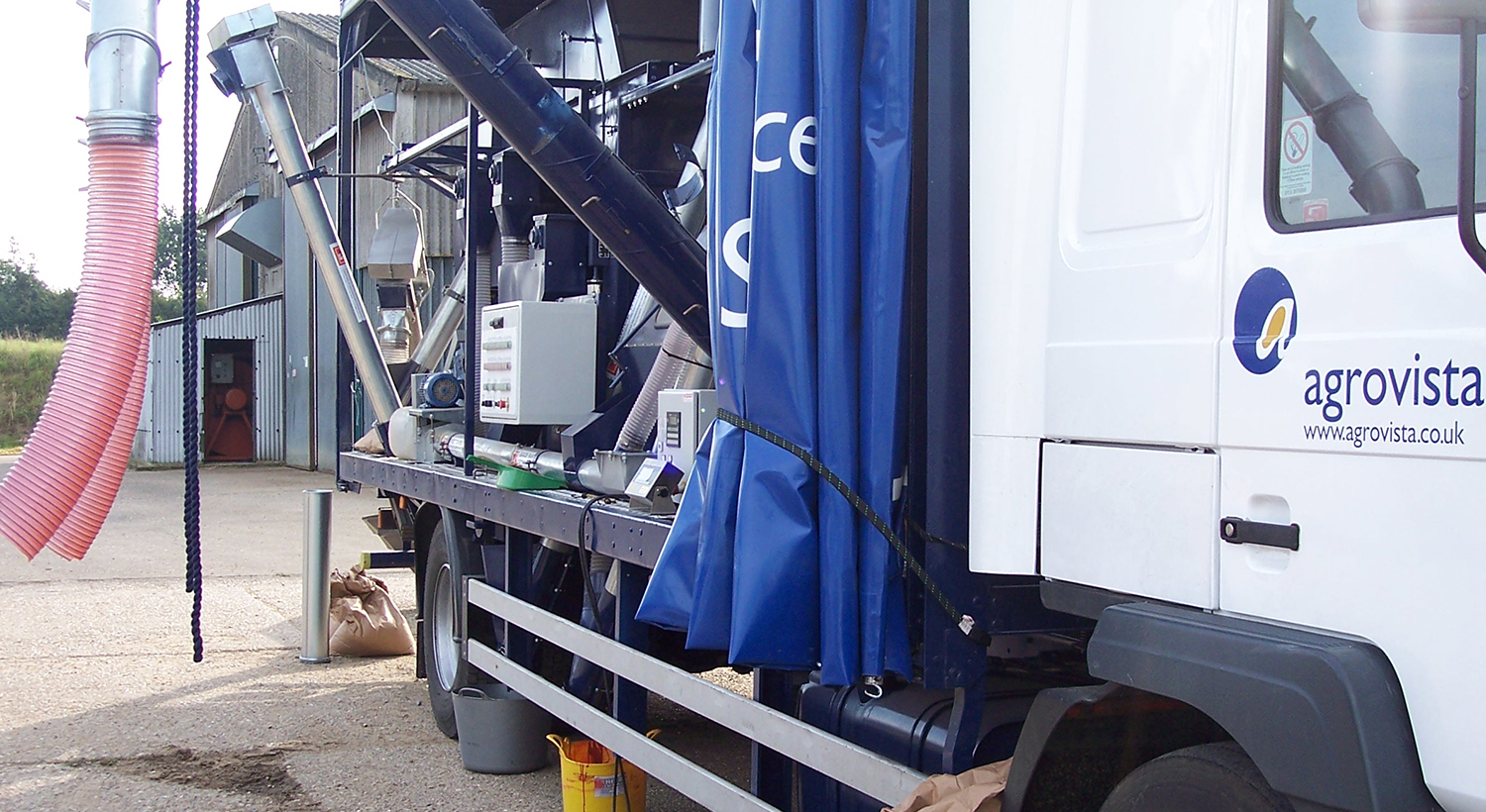 Mobile seed dressing Slider 7